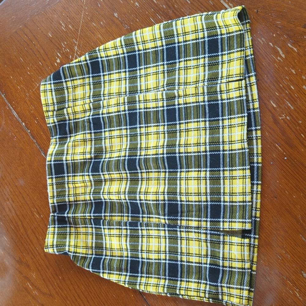Divided/H&M Yellow & Black Plaid Skirt Small